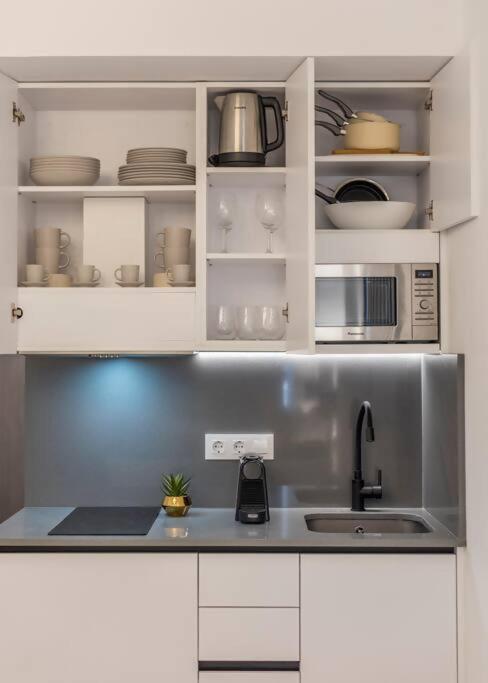 New Apt In The Heart Of Madrid Esterno foto