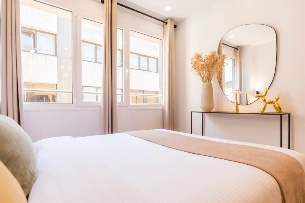 New Apt In The Heart Of Madrid Esterno foto